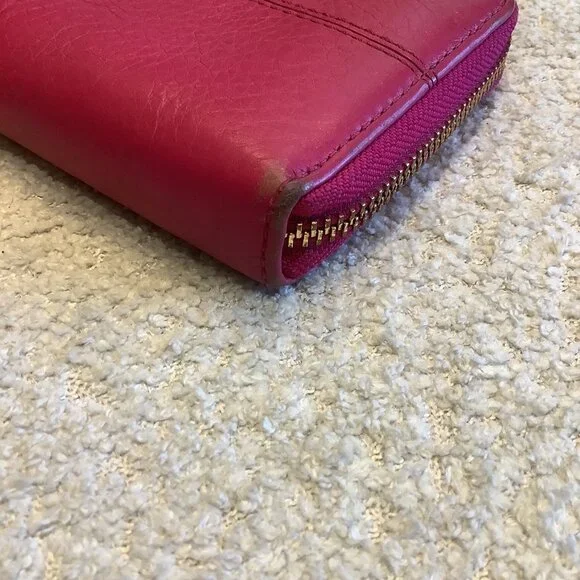 Beautiful Pink Tory Burch Zip Around Wallet - Picture 6 of 8